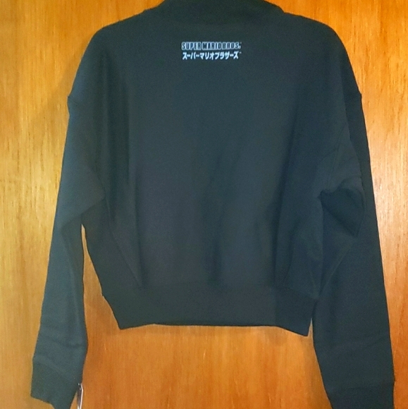 Champion x Super Mario Bros collection - Picture 2 of 2